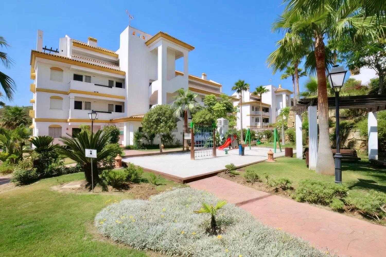 Kirsi Calanova Grand Golf Appartement